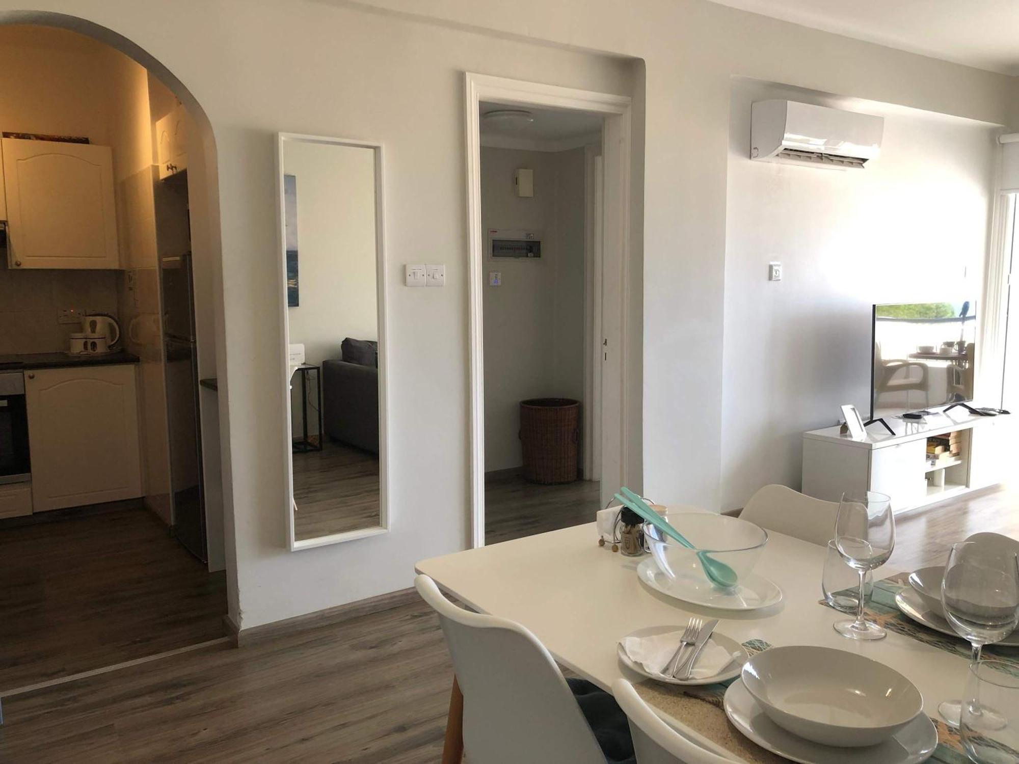 Kings Palace - Modern And Stylish 1 Bedroom Apartment Paphos Kültér fotó
